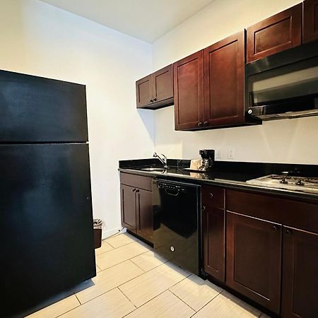 Lux Inn And Suites Three Rivers 外观 照片