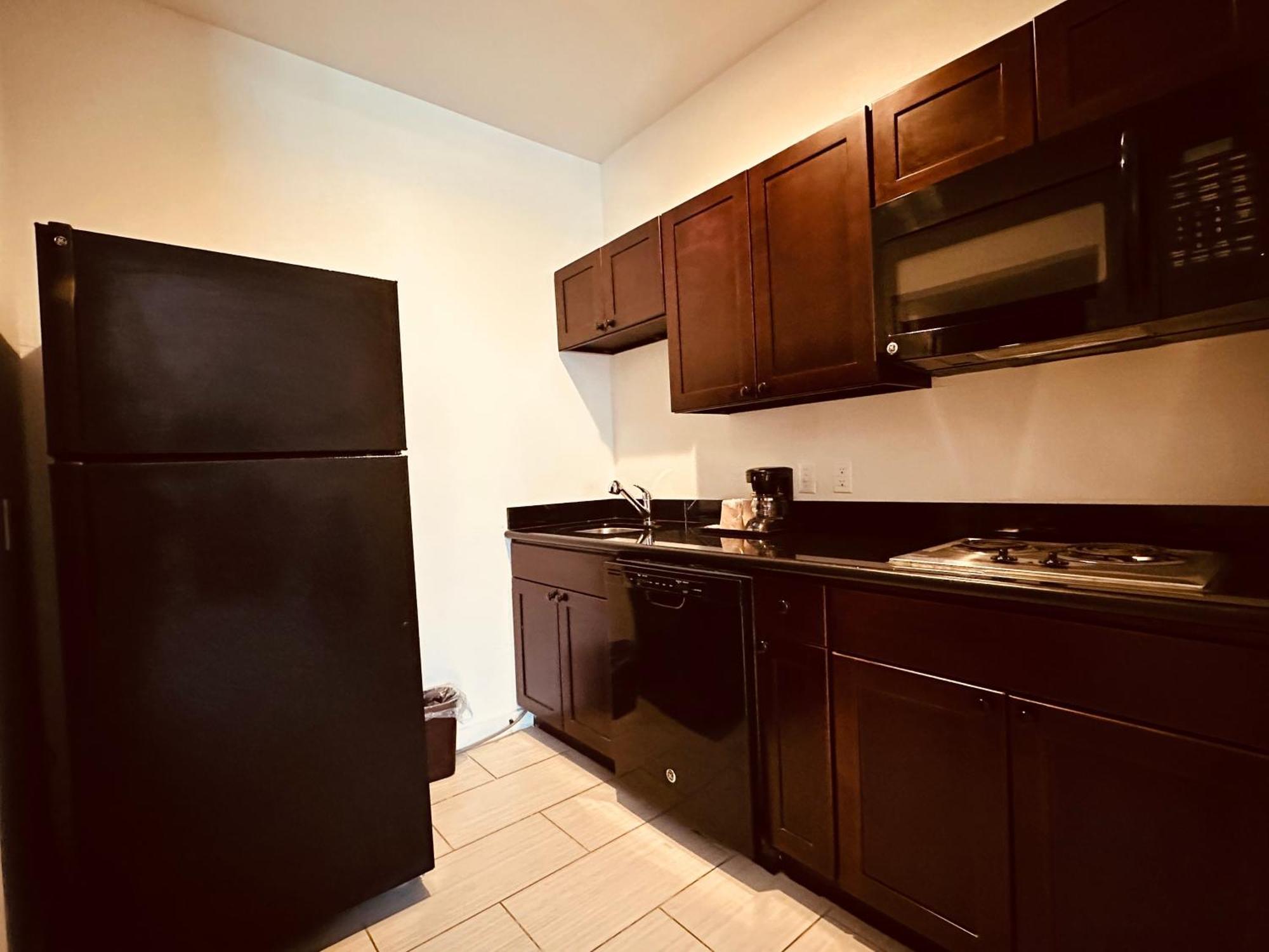 Lux Inn And Suites Three Rivers 外观 照片