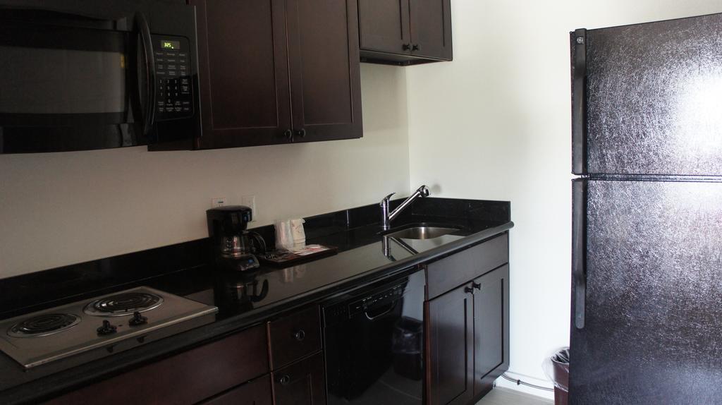 Lux Inn And Suites Three Rivers 客房 照片