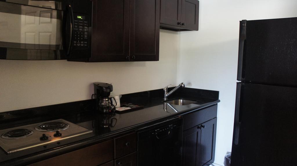 Lux Inn And Suites Three Rivers 客房 照片